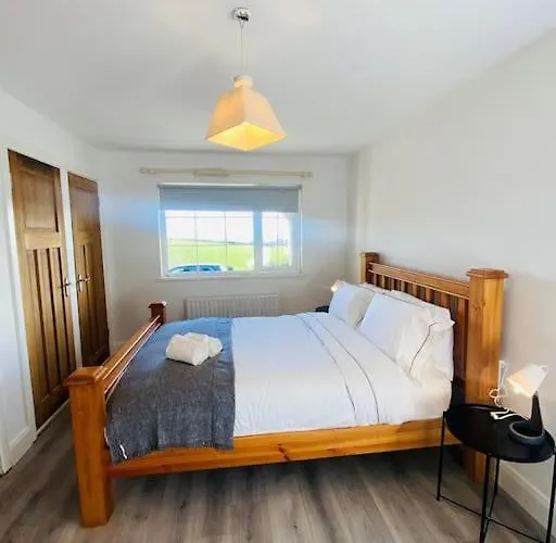 Valley Lodge 3 Bedroom Retreat In Craigantlet Hills