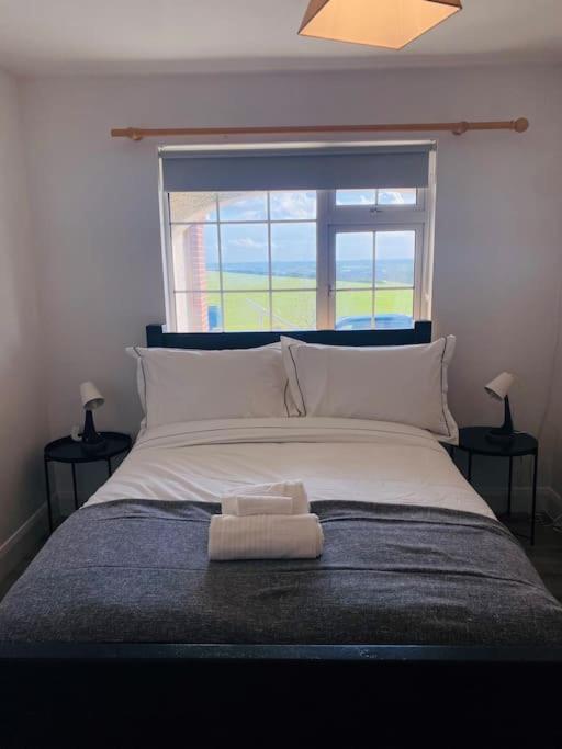 Villa Valley 3 Bedroom Retreat In Craigantlet Hills Belfast