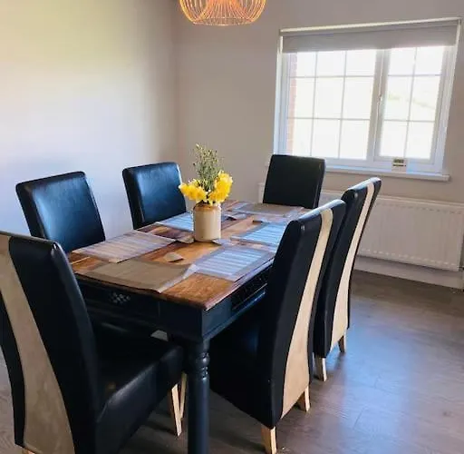 Valley Lodge 3 Bedroom Retreat In Craigantlet Hills